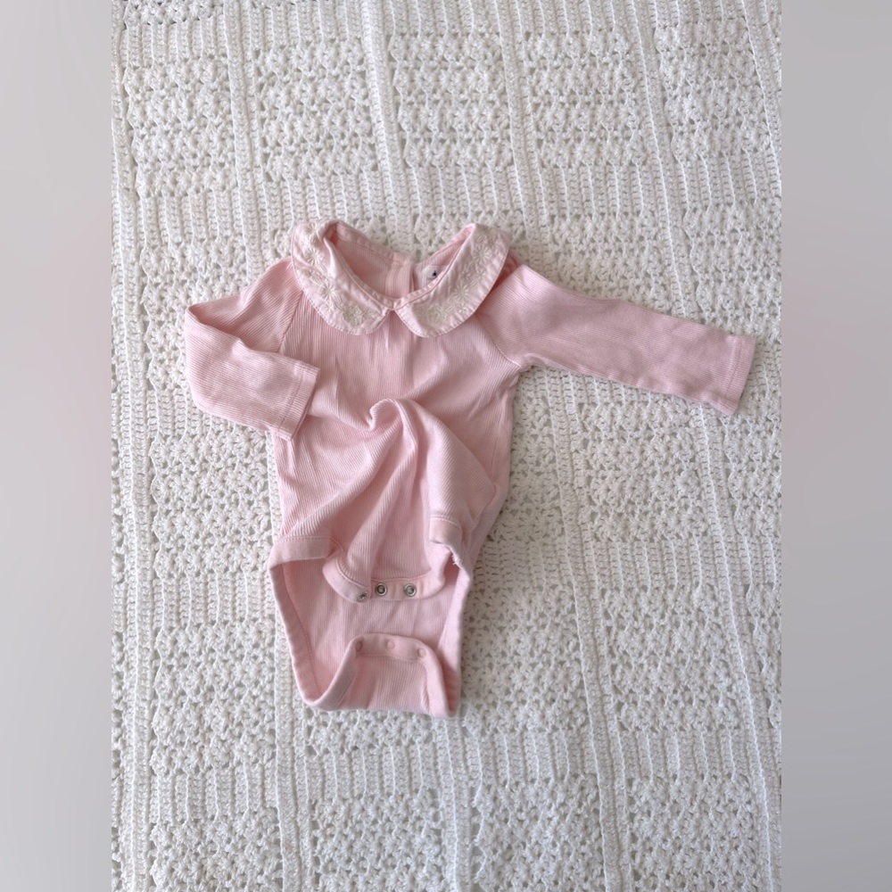 6-12m Gap Pan Collar pink onesie